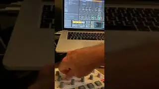 Model:Samples as MIDI controller