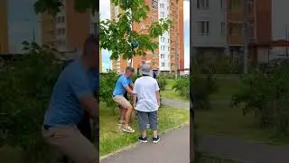 АЛЕКС И ЕГО БЕДЫ🤾🏼‍♂️🐍🤣КАК ЖЕ МНЕ ДОСТАТЬ МЯЧ❓😲 