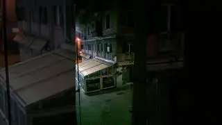 8/08/20 ore 03:46 bar Dolcevita é aperto e produce periodici rumori molesti forti che svegliano
