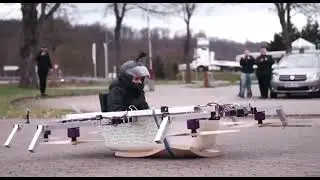 На самодельном квадрокоптере за булочками.
