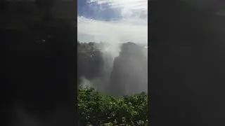 Victoria Falls on the Zambia and Zimbabwe border | Great Canadian Travel Group