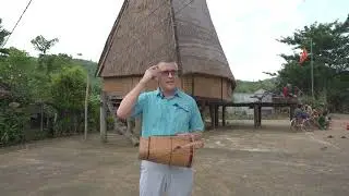 VIETNAM—Bahnar baskets: by David Harrison