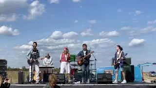 Фара Бенд - Run trough the jungle