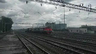 Встреча 2М62У-0369 с хозяйственным поездом и ЭС1П-008 "Ласточка"