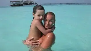 Волочкова сливает свою голую дочь в Сеть на радость извращенцам