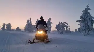 Snowmobile Saariselkä