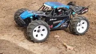 Bashing: DTK16 ripping over the sand track [RE-UPLOAD]