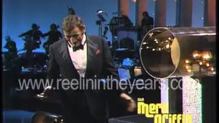 Tony Bennett- "I Left My Heart In San Francisco / I Wanna Be Around" (Merv Griffin Show 1971)