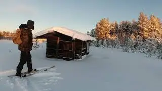 В летней избе зимой. Отдых в лесной избе.