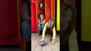 Хищник против Муравья битва игрушек