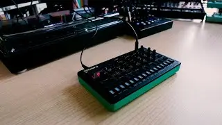 Roland S-1 Reso Bass 110bpm Sound Demo