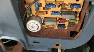 Five Minute Fix 47 - Replacing Hazard and Turn Signal Flashers 1989 Ford F350