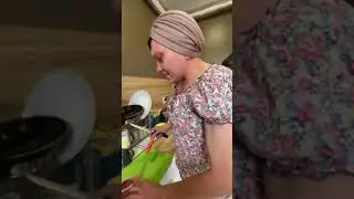Бытовуха по-татарски 
Второй сезон 
1 серия 
18+