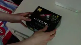 Nikon CoolPix S3000 Unboxing