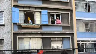 Grupo Esparrama pela Janela
