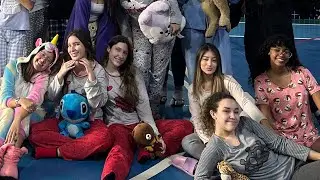 TROTE DO PIJAMA NA ESCOLA