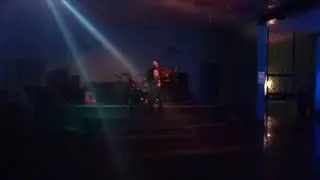 Очаровательная Алиса - Жить, Смотреть на Звёзды