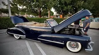 Autos clásicos bajo las estrellas! Evento de carros clásicos de los años 1950 - Viernes Mayo 5