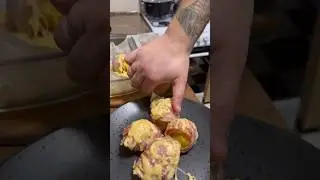 Potato in bacon😋😋😋