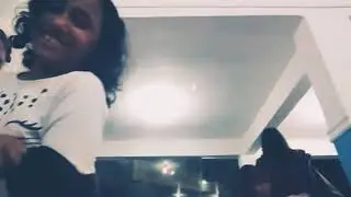 Eu e minha amiga brincando de lutinha
