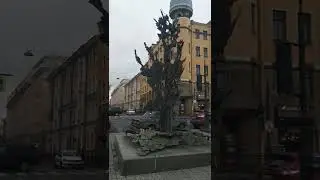 Нелепые памятники Петербурга / Кто автор / Как называется эта "красота"?