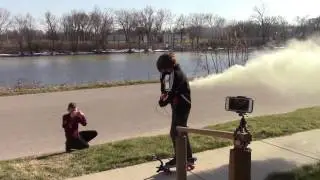 FIRE EXTINGUISHER VS. SKATEBOARD FAIL