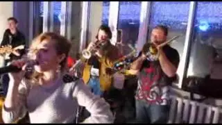 Веселая охота -   Песня Оксаны