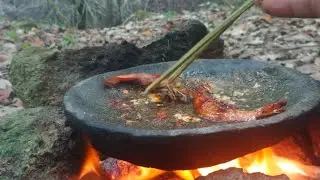 MEMASAK SEAFOOD DI BATU || Cooking seafood on the rock