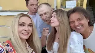 Вистава "Дорослі забави" у Дніпрі
