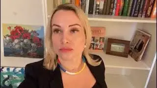 Марина Овсянникова - обращение редактора Первого канала (девушка с плакатом) 14.03.2022 WSH