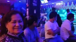 NG bowling nagutom /Mcdonald