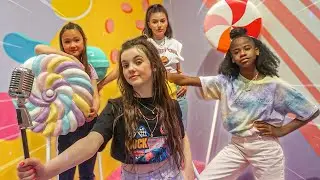 GEK OP SLIJM - [OFFICIAL MUSIC VIDEO] - Bibi