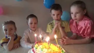 День Рождения Тимоше 5 лет. Робот Трансформер Бамблби в подарок