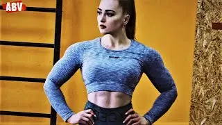Female Bodybuilder - Julia Vins, Muscle Barbie, FBB workout