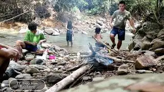 Perfect weekend plan. #picnic #countrysideliving #nature #sarawaktourism #fishing #relaxing