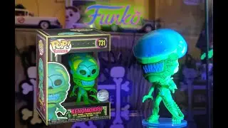 Alien xenomorph Funko Pop Blacklight special edition 731!
