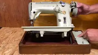 How the SINGER 101280 hinge with stay / position lock engage and disengage on an original 319 base