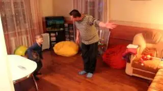 Сударь, пройдите на диванчик D