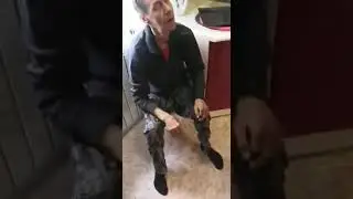 Вызвали доктора на домашнем карантине. Местный стоматолог. 18+