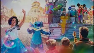disney stars on parade in disneyland parijs