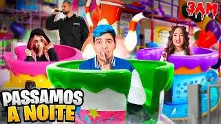 FIZEMOS QUARTOS SECRETOS E PASSAMOS A NOITE EM UM PARQUE DE FESTA!!