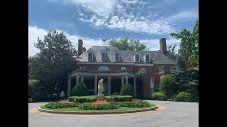 Solo Adventure | Hillwood Estate, Museum & Gardens | Lauren Lamoglia
