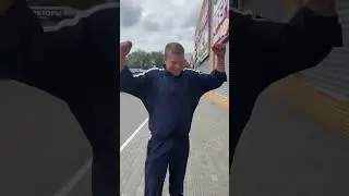 Сломал грушу , Саня белый )