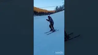 Многодетный отец и его гордость - старшие дочери!