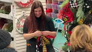 Christmas Demo 1: Decorating Your Christmas Tree