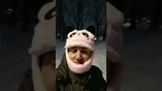 Опасный спуск с горы. Парк Интернационалистов. Санкт- Петербург. Миша Инжелант 