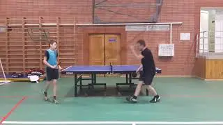 2016 год, играю с сыном первый раз в настольный теннис.