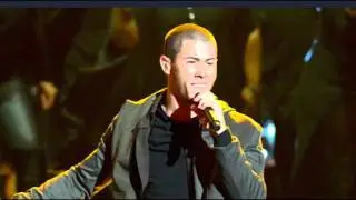 Nick Jonas amazing Song Performance @ American Music Awards