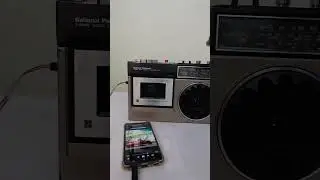 National Panasonic RQ 543ADS tape recorder connecting with modern mobile phone