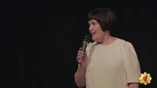 Выступление гостей на юбилейном концерте Ровесников